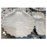 V - WHITE PORCELAIN SERVING DISHES (B119)
