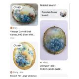 V - 2 PIECES ANTIQUE PORCELAIN BROOCHES (J2)