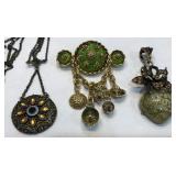 V - MIXED LOT OF COSTUME JEWELRY (J44)