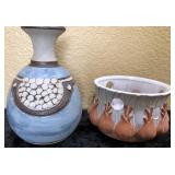 V - CERAMIC VASE & ONION PLANTER (N101)