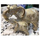 V - LOT OF 2 ELEPHANT FIGURINES (B129)