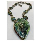 V - MURANO GLASS PENDANT NECKLACE (J1)