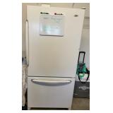P - REFRIGERATOR / FREEZER (G2)