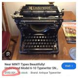 P - VINTAGE UNDERWOOD MANUAL TYPEWRITER (A114)