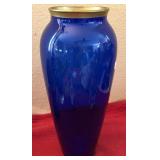 P - DECORATIVE VASE 13"T (ITALY) (A43)