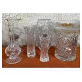 303 - MIXED LOT OF CRYSTAL VASES (D68)
