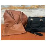 303 - PAIR OF STYLISH WOMEN HANDBAGS