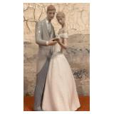 303 - PORCELAIN BRIDE AND GROOM LLADRO FIGURINE