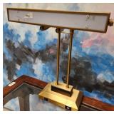 303 - BRASS TONE DESK LAMP W/ USB PORT (E55)