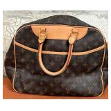 303 - LV MONOGRAM HANDBAG PURSE (D113)