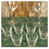11 - MIXED VINTAGE GLASSWARE (W216)