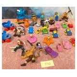 311 - MIXED LOT OF VINTAGE TOYS (F50)