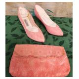 311 - STUDIO SIX SHOES SZ 7.5 W/ CLUTCH BAG (J82)