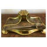 M - C1910 ART NOUVEAU INKWELL (E159)