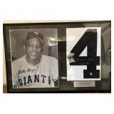 11 - WILLIE MAYS SIGNED #4 & PHOTO FRAMED (E181)
