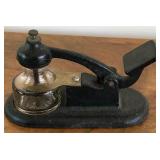 M - VINTAGE CAST IRON VINTAGE DRAFTING INKWELL