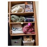 Q - BLANKETS, BASKETS, TOTES, LUGGAGE ORGANIZERS