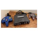 T - NINTENDO SYSTEM & CONTROLLERS (S68)