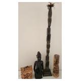 T - 4 PIECES CARVED WOOD COLLECTIBLES (E26)