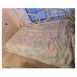 W - DAYBED W/ TRUNDLE (E93)