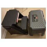Y - LOT OF 2 STEP STOOLS (E6)