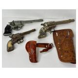 777 - LOT OF VINTAGE TOY CAP GUNS & HOLSTERS