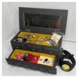 777 - VINTAGE JEWELRY/MUSIC BOX W/ COSTUME JEWELRY