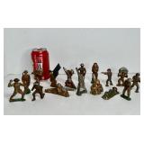 777 - LARGE LOT OF ANTIQUE WW1 LEAD TOY SOLDIERS