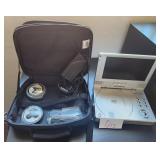 K - PORTABLE DVD PLAYER & KIT (O15)