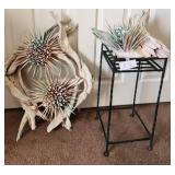K - 2 PIECES SOUTHWESTERN WALL DECOR & METAL STAND