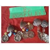 341 - 2 PAIR COSTUME JEWELRY EARRINGS (Y178)