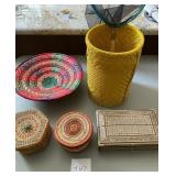 Q - MIXED LOT OF BASKETS (T42)