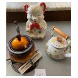 Q - FONDUE SET, TEAKETTLE, COOKIE JAR (T43)