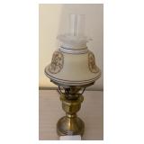 Q - VINTAGE ELECTRIC HURRICANE LAMP (T8)