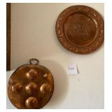 Q - 2 PIECES VINTAGE COPPER WALL DECOR (T46)