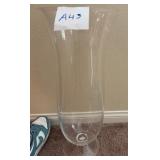 R - GLASS VASE 23"T (A43)