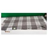 43 - NEW WMC COCO+CARMEN SCARF / WRAP (D128)