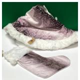 43 - NEW WMC TREE SKIRT & STOCKING (L76)