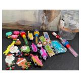 43 - NEW WMC MIXED BUBBLE WANDS & MINI TOYS (163B)