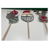 43 - NEW WMC DECORATIVE CHRISTMAS STAKES (D143)