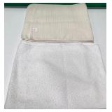 43 - NEW WMC 2 TABLE RUNNERS (L38)