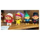 W - 4 ACE NOVELTY DOLLS (D166)