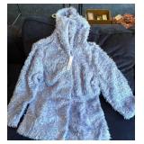 W - HOODED JACKET SIZE LARGE (C118)