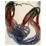 W - MULTI-STRAND BEADED NECKLACE (J70)