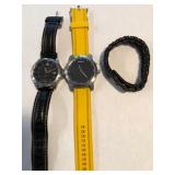 W - LOT OF 2 WATCHES & FOSSIL BRACELET (J124)