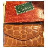 W - TIARI WALLET (J29)