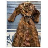 W - FUR COAT (G32)