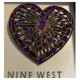W - NINE WEST HEART BROOCH (J53)