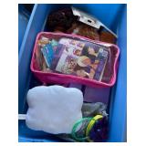 W - MIXED LOT OF TOYS / COLLECTIBLES (G93)