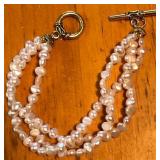 W - PEARL BRACELET (J120)